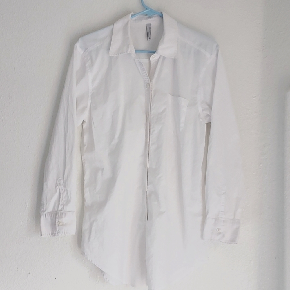 White dress shirt by Gap sizeM